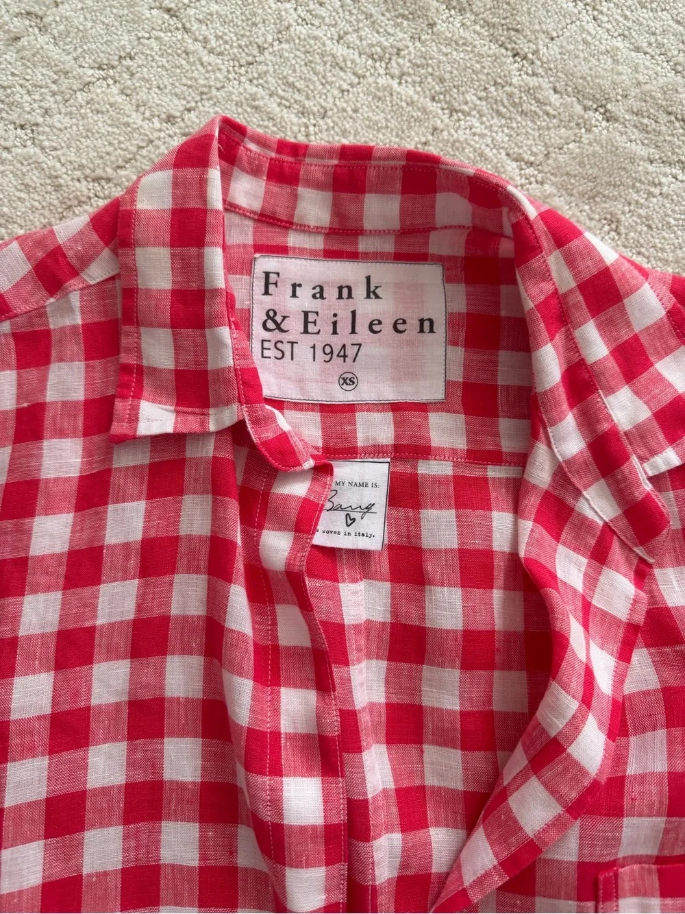 LIKE NEW Frank & Eileen Red Gingham Linen Button Down